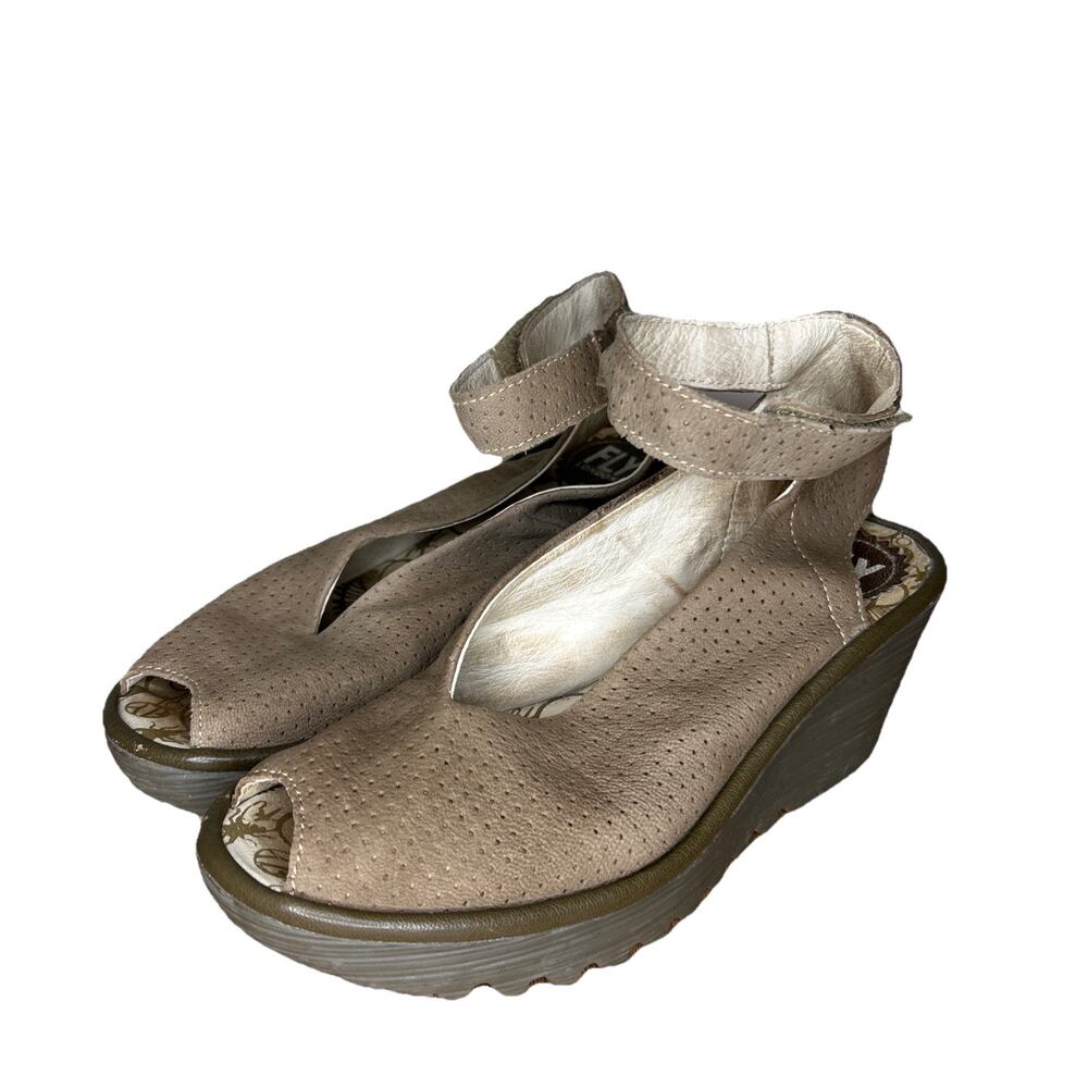 Fly London Yala376Fly Perf Women's Taupe Wedge Leather Sandal Size 37 Comfort